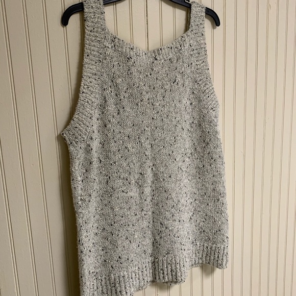 Chico’s Grey Tank Top - Picture 3 of 8